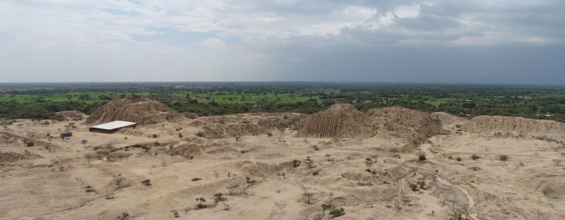 Vue sur les pyramides de Túcume, depuis le Purgatoire