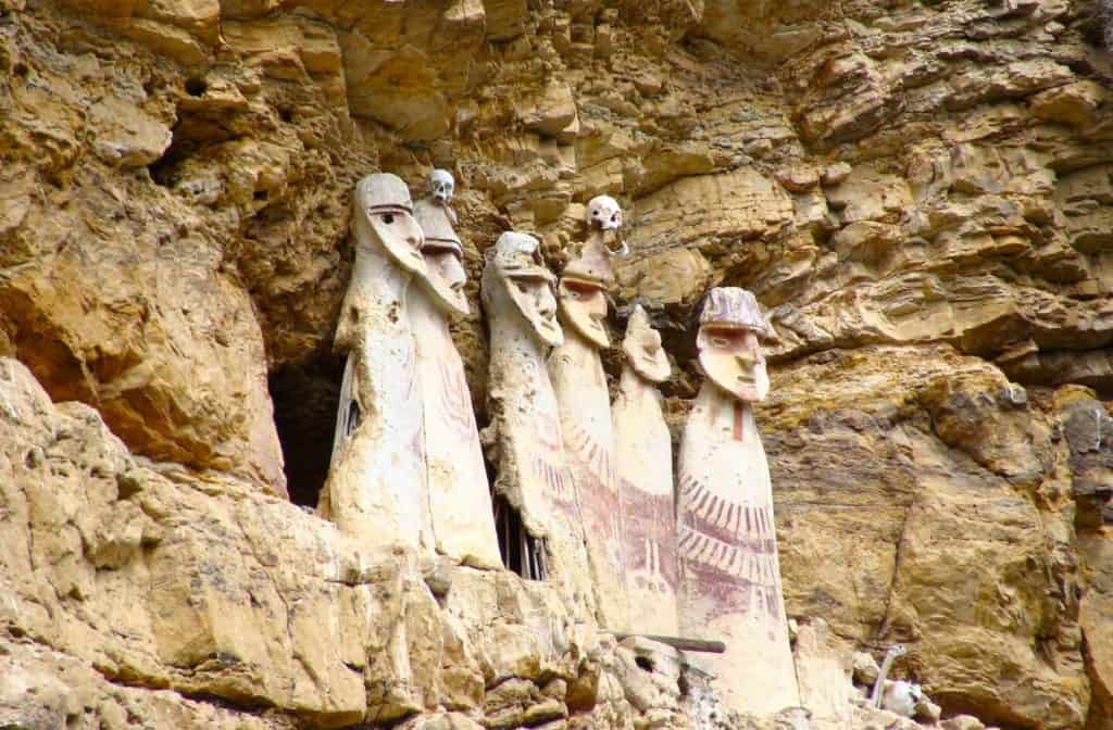 Sarcophages de Karajia