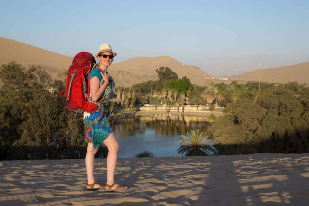voyageuse, voyage, sac à dos